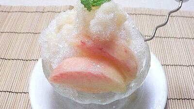 ピーチかき氷レシピ……桃をトッピングして楽しむ！ [毎日のお助けレシピ