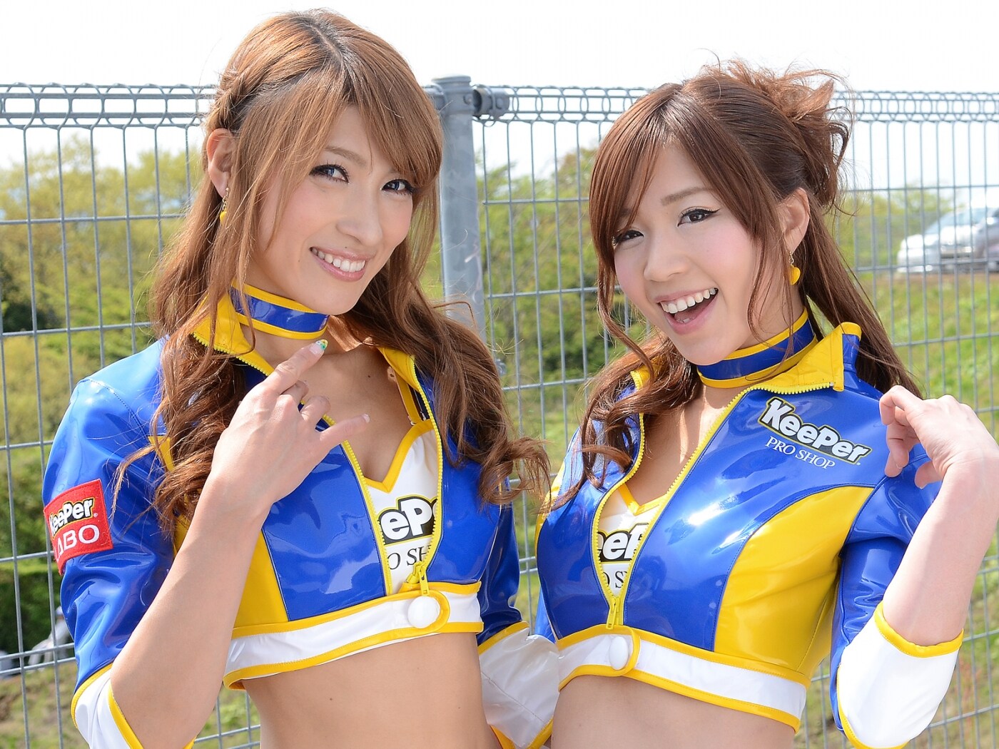 一*佑様 DVD 阿部佐枝子 レースクイーン 私服8分+水着3着28分 計36分 topimg_large.jpg?im=AspectCrop