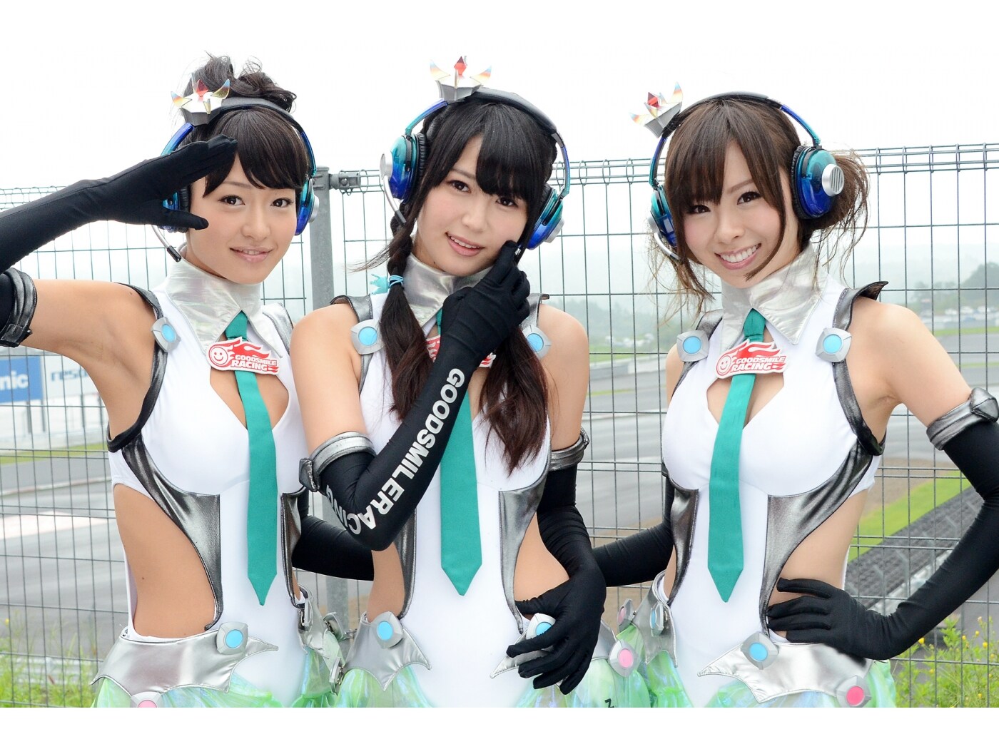 3/3 SUPER GT 2013 「初音ミク」2 [レースクイーン] All About